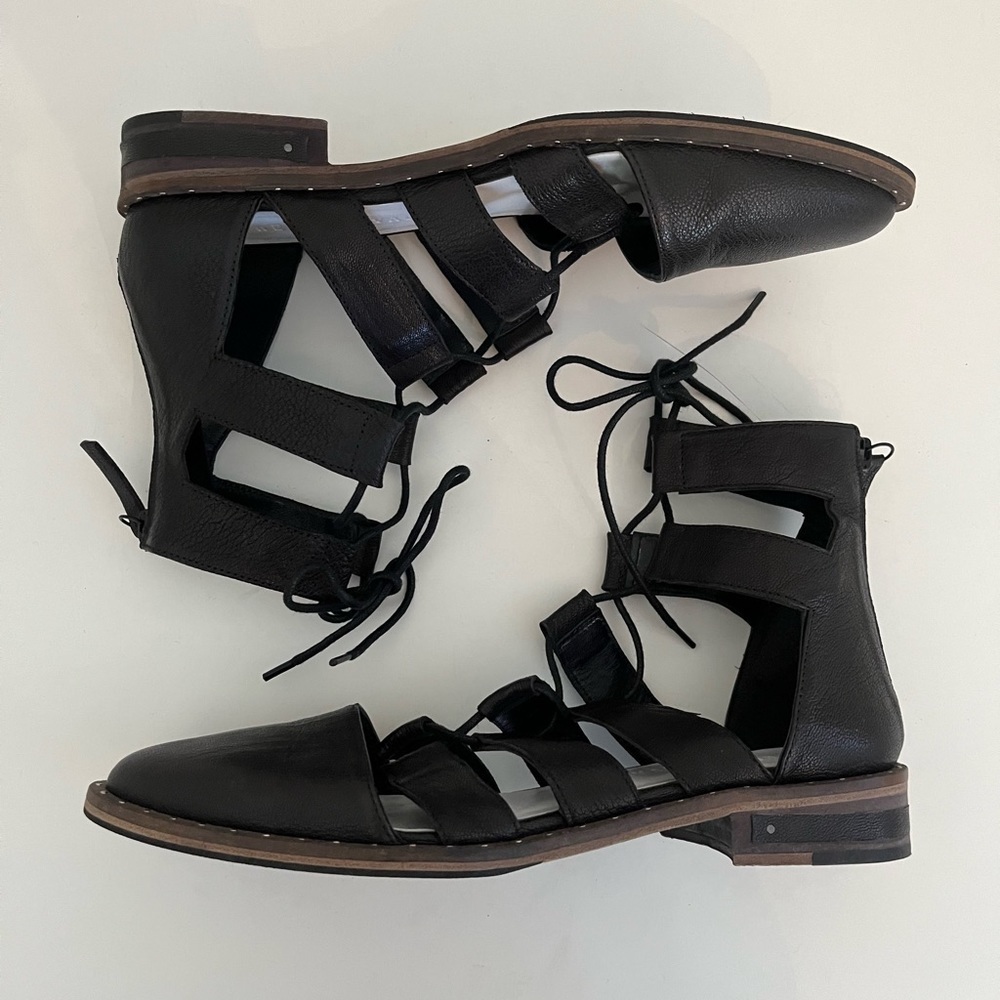 Freda Salvador Ghillie Lace Up Oxfords